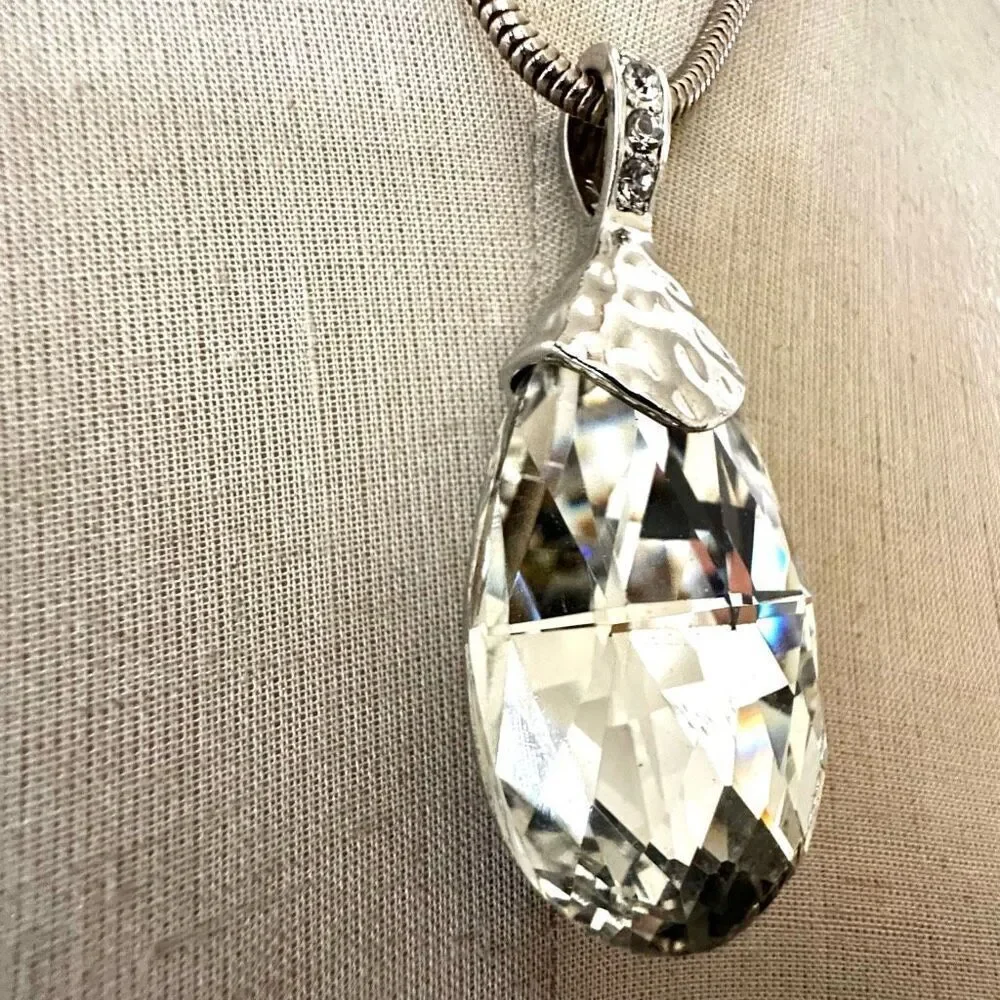 Vintage  Crystal Teardrop Necklace